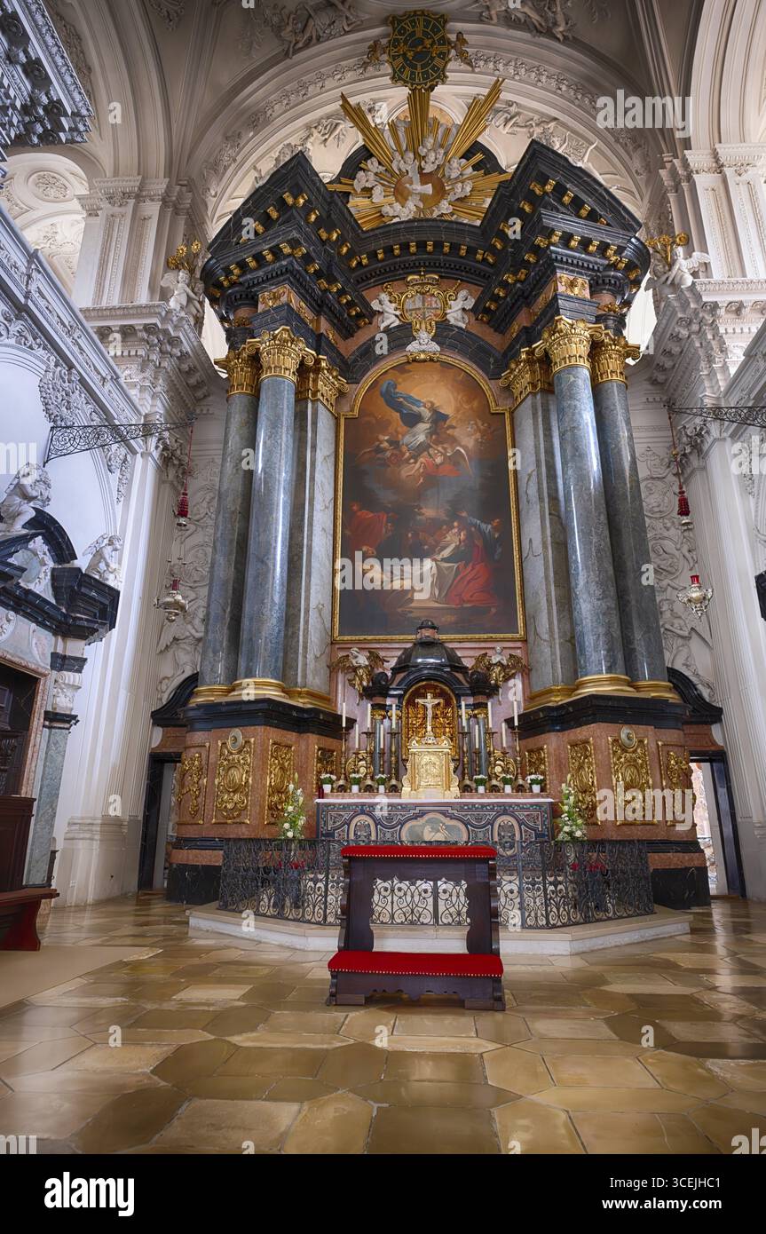 Innenansicht, Pilastersaal, Chor, Hochaltar, Altar, Pfarrkirche, Wallfahrtskirche zu unserer Lieben Frau, Schoenenbergkirche, Schoenenberg, Ellwangen, Jag Stockfoto