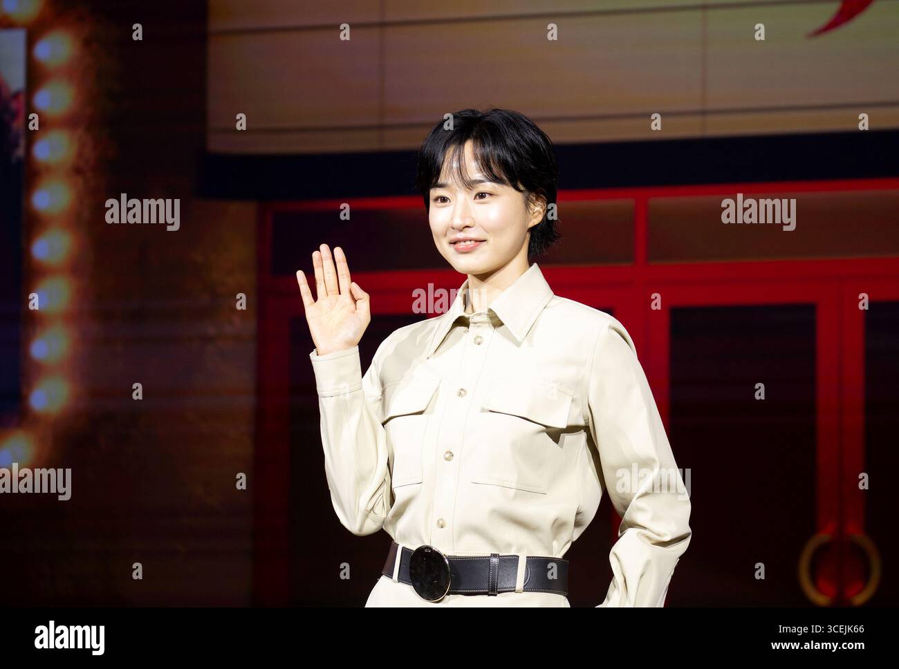 Bang Hyo-Rin, 18. August 2025: Schauspielerin Bang Hyo-Rin nimmt an einer Pressekonferenz für Netflix's neue Serie Aema in Seoul Teil. Inspiriert vom Hit „Madame Aema“ aus dem Jahr 1982 dreht sich die sechsteilige Netflix-Originalserie um die Welt der koreanischen Filmindustrie der 1980er Jahre. Quelle: Lee Jae-won/AFLO/Alamy Live News Stockfoto