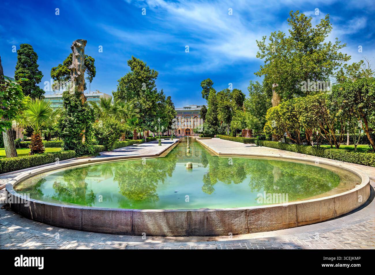 Golestan Palace, UNESCO-Stätte in Teheran, Iran. Atemberaubendes persisches Dekor, perfekt für kulturelle und historische Projekte. Stockfoto