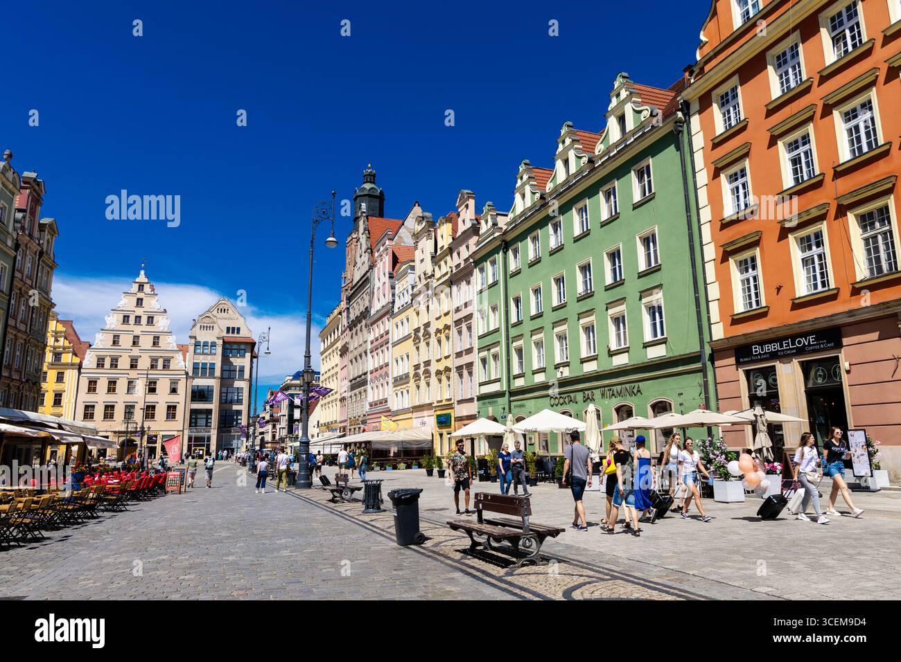 Farbenfrohe historische Mietshäuser am Marktplatz, Altstadt, Breslau, Schlesien, Polen Stockfoto