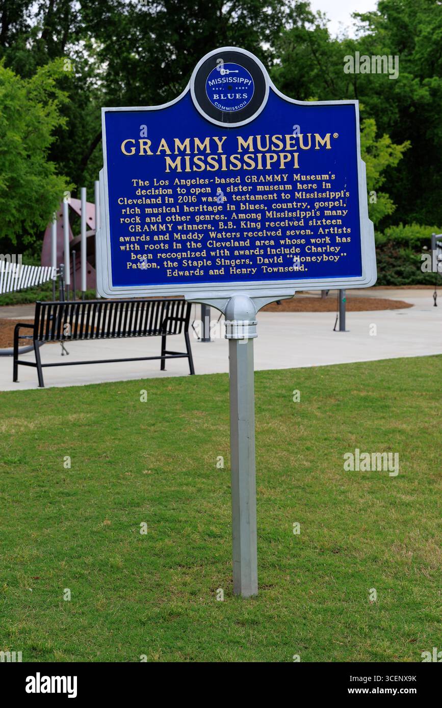 Historischer Marker für das GRAMMY Museum Mississippi, Cleveland, USA Stockfoto