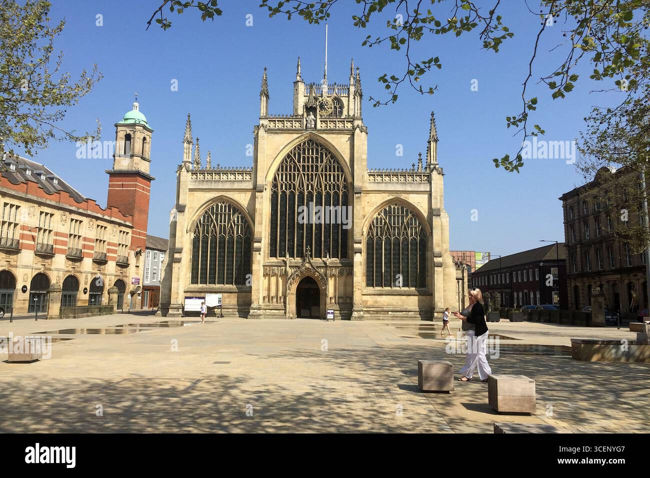 Hull Minster ist eine anglikanische Kirche im Zentrum von Hull. Die Kirche hieß Holy Trinity Church. East Riding of Yorkshire, England Stockfoto
