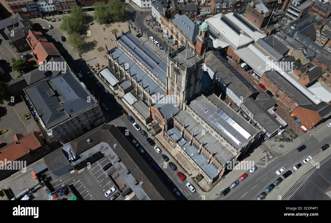 areal Views of Hull Minster ist eine anglikanische Kirche im Zentrum von Hull. Die Kirche hieß Holy Trinity Church. East Riding of Yorkshire, England Stockfoto