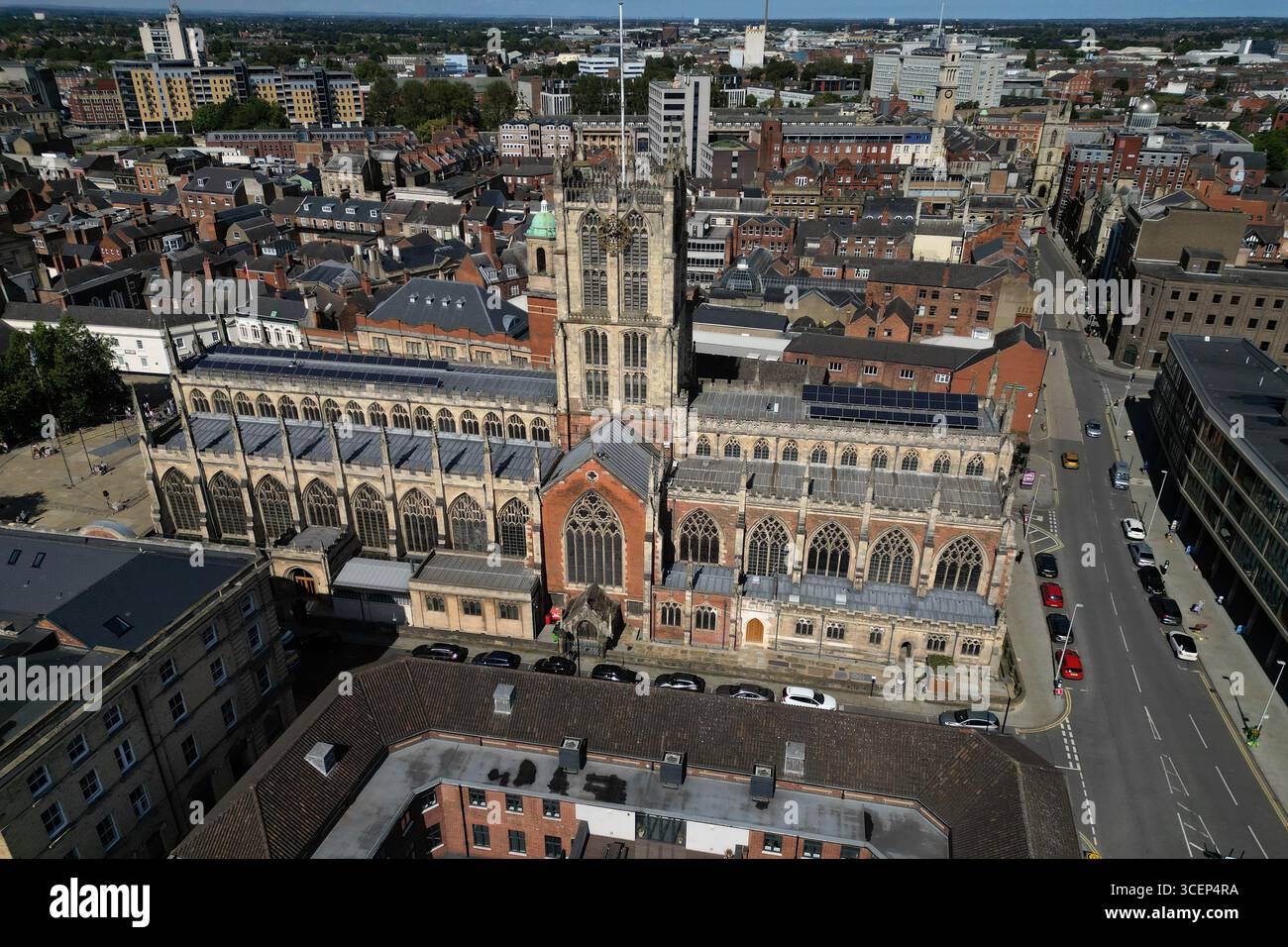 areal Views of Hull Minster ist eine anglikanische Kirche im Zentrum von Hull. Die Kirche hieß Holy Trinity Church. East Riding of Yorkshire, England Stockfoto