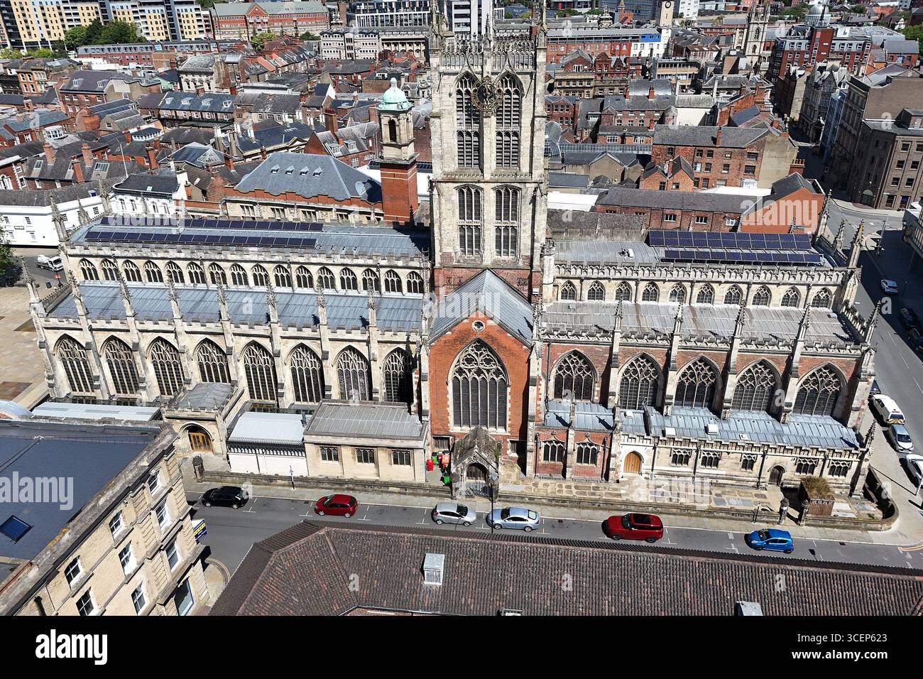 areal Views of Hull Minster ist eine anglikanische Kirche im Zentrum von Hull. Die Kirche hieß Holy Trinity Church. East Riding of Yorkshire, England Stockfoto