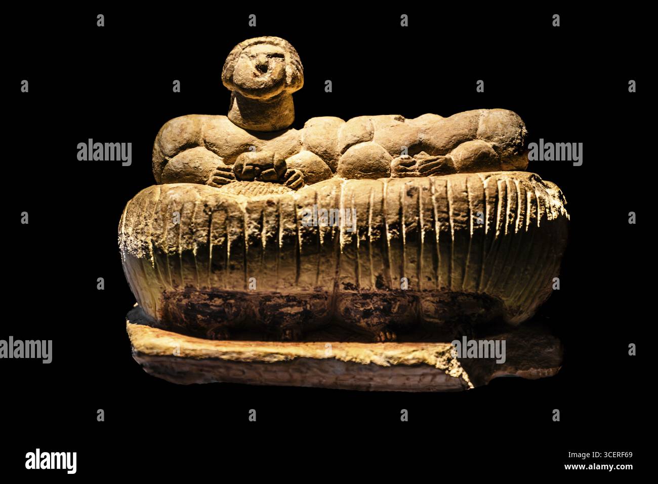 Zweistellige Steinstatuette, Museum am megalithischen Ggantija-Tempel, etwa 5600 Jahre alt, eines der ältesten teilweise erhaltenen Gebäude in der Stockfoto