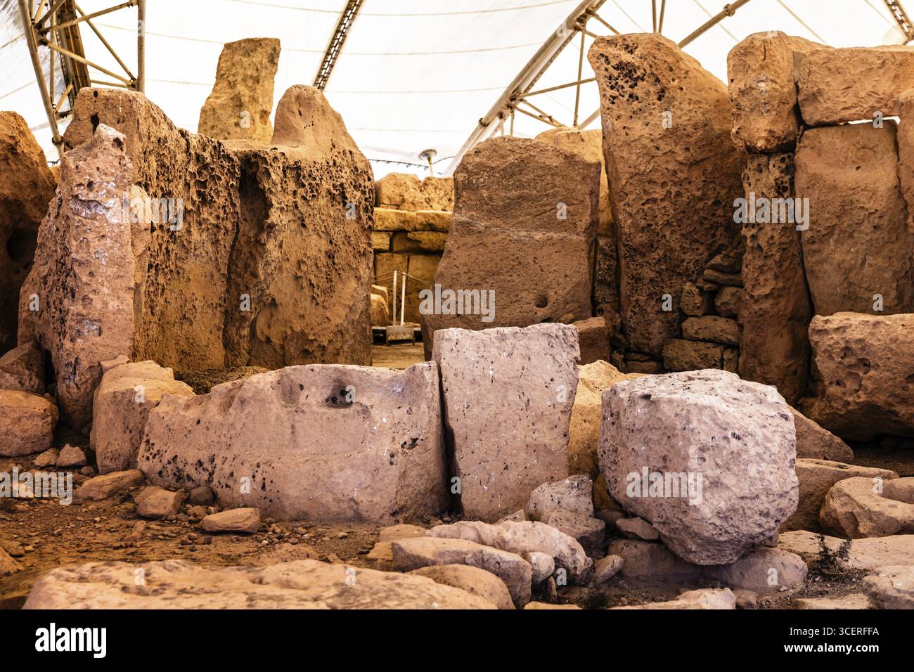 Megalithischer Hagar Qim Tempel mit insgesamt sechs großen Tempelräumen, 3600-2500 v. Chr., Qrendi, Malta Stockfoto