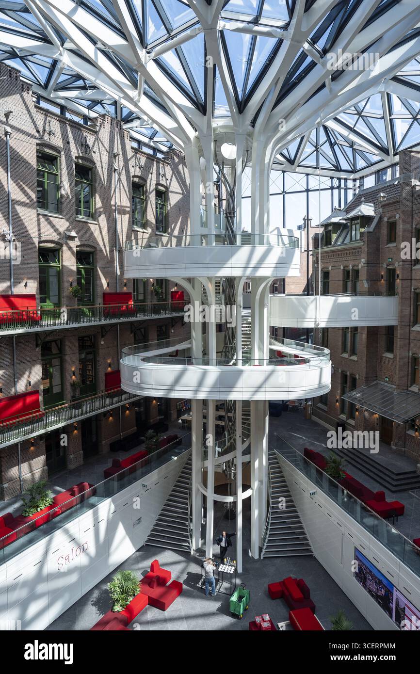 AMSTERDAM - Inneres der Universitätsbibliothek (UB) der Universität Amsterdam. Nach jahrelanger Renovierung und Renovierung wird die Bibliothek bald wieder geöffnet. ANP JEROEN JUMELET niederlande Out - belgien Out Stockfoto