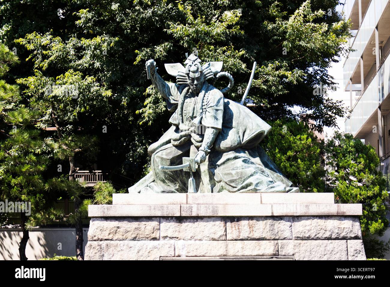 Ichikawa Danjuro und Shibaraku Kabuki Juhachiban Statue traditionelle japanische Theaterkunst im Outdoor Garden Park für japaner Reisende V Stockfoto