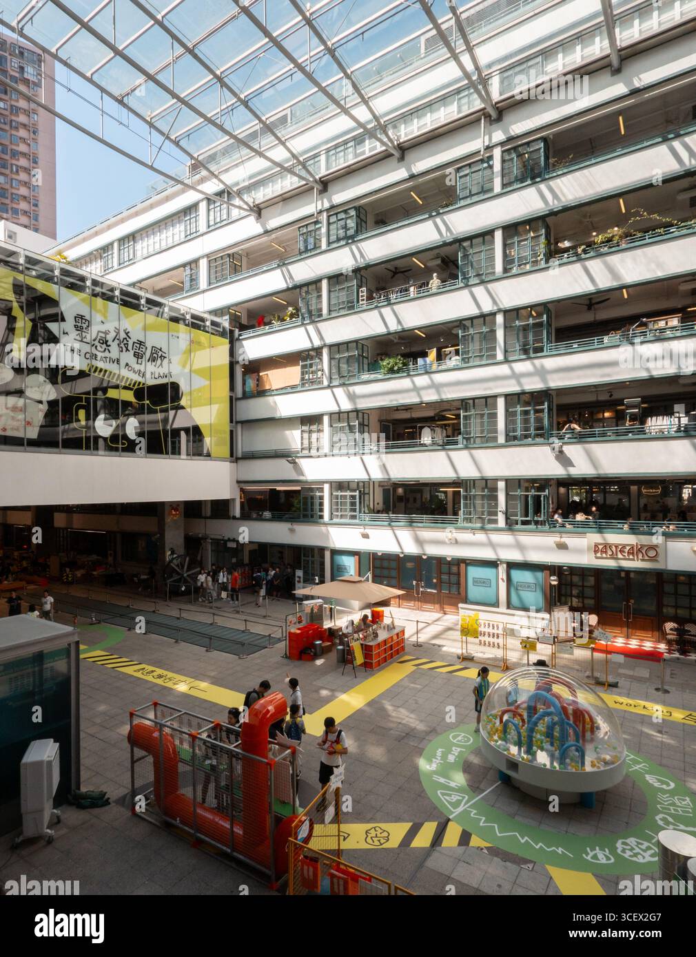 PMQ ist die historische Stätte des alten Hollywood Road Police Married Quarters, das heute ein gemischtes Kunst- und Designzentrum in Hongkong ist Stockfoto