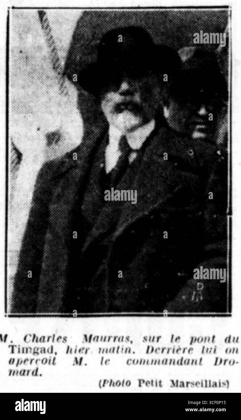 Am 28. April 1935 ist Charles Maurras an Bord des Timgad-Schiffes nach Algerien zu sehen, wie es in Le Petit Marseillais zu sehen ist. Maurras war in dieser Zeit eine prominente politische Persönlichkeit in Frankreich. Stockfoto
