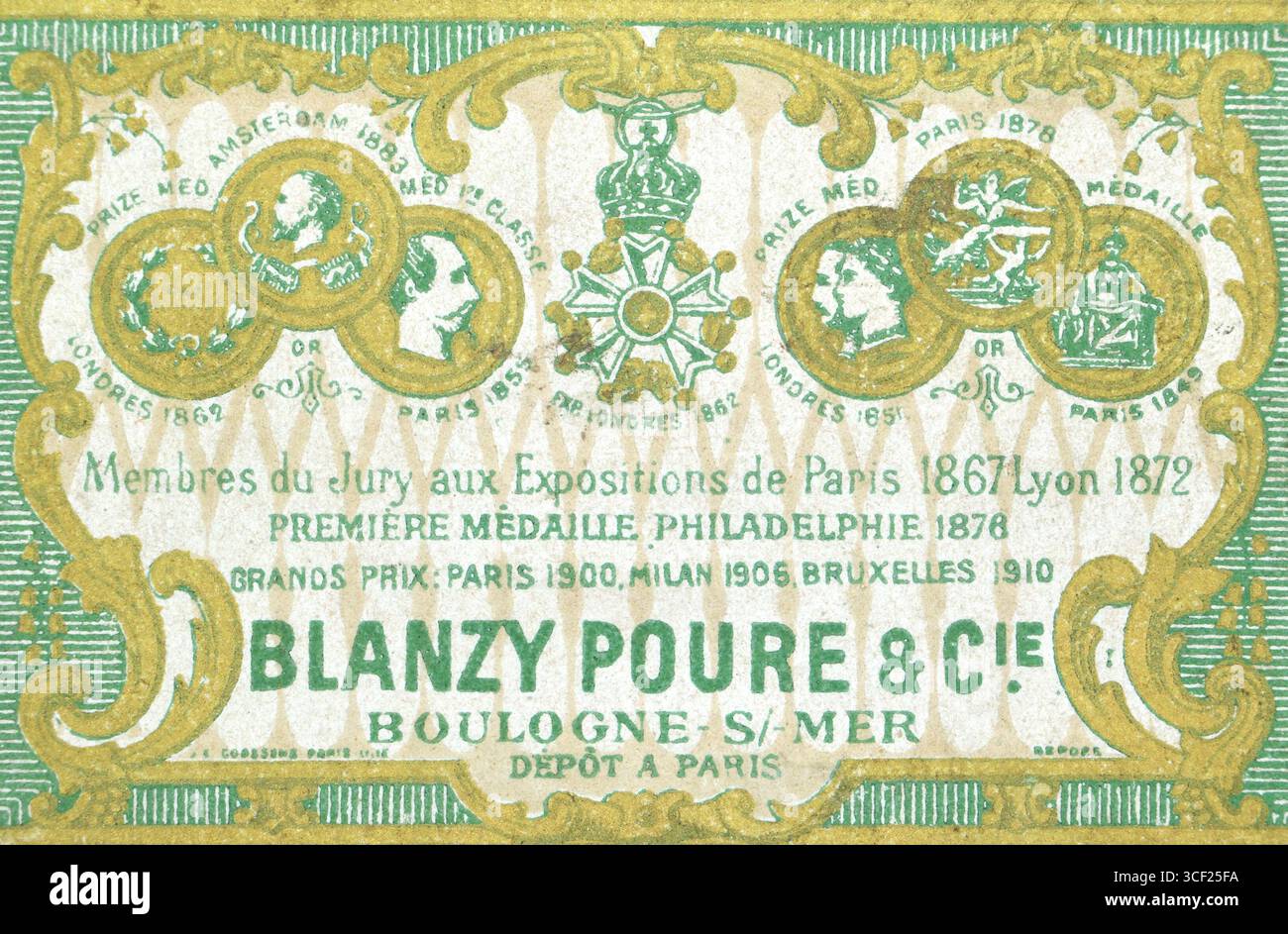 Blanzy-Poure & Cie. Füllfederhalter Modell 4808, hergestellt im Jahr 1929, mit einer markanten Spitze. Dieser Stift wird für seine Qualität und den langanhaltenden Tintenfluss gefeiert, ein Zeichen der französischen Handwerkskunst aus dieser Zeit. Stockfoto