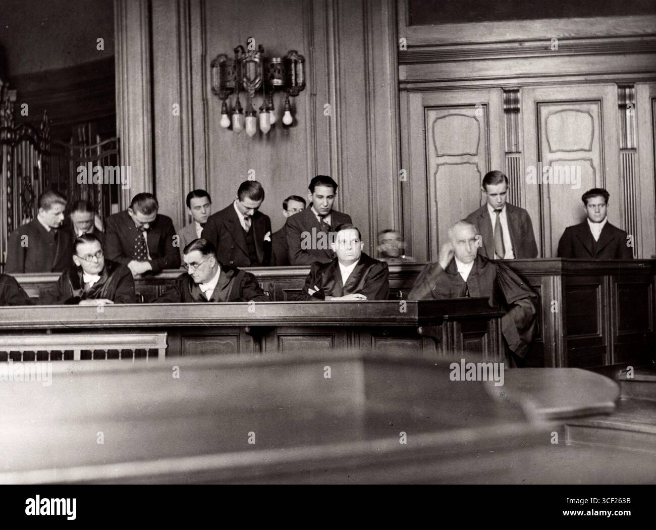 Im September 1932 fand ein Überfall auf einen Geldtransport der Berliner Verkehrs Gesellschaft statt. Vier der neun Täter wurden 1933 zum Tode verurteilt. Stockfoto