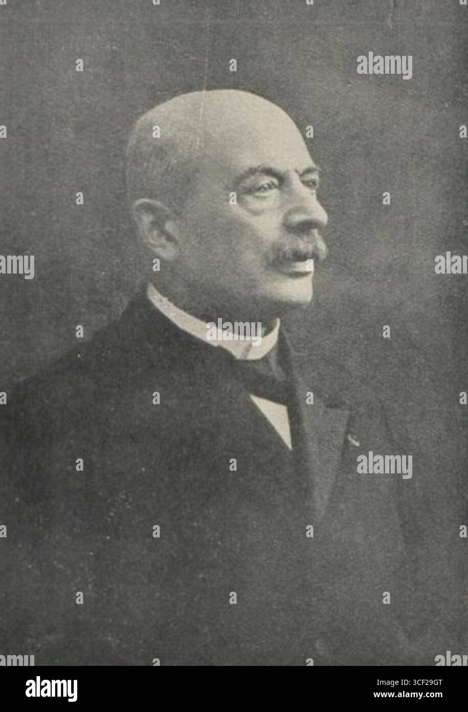 Gustave Louis Marie Hubert Ruijs de Beerenbrouck, geboren am 26. September 1842 in Roermond, war ein niederländischer Politiker. Von 1918 bis 1925 war er Premierminister der Niederlande und war bekannt für seine Arbeit im sozialen und politischen Bereich. Er starb am 6. Februar 1926. Stockfoto