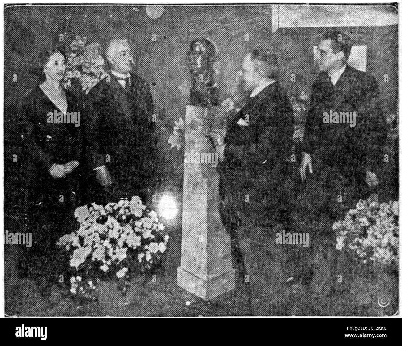 Dieses Foto vom 13. Februar 1933 zeigt die Zeremonie zu Ehren des ersten niederländischen Buchhalters und markiert damit einen bedeutenden Meilenstein in der Geschichte der Rechnungslegung in den Niederlanden. Stockfoto