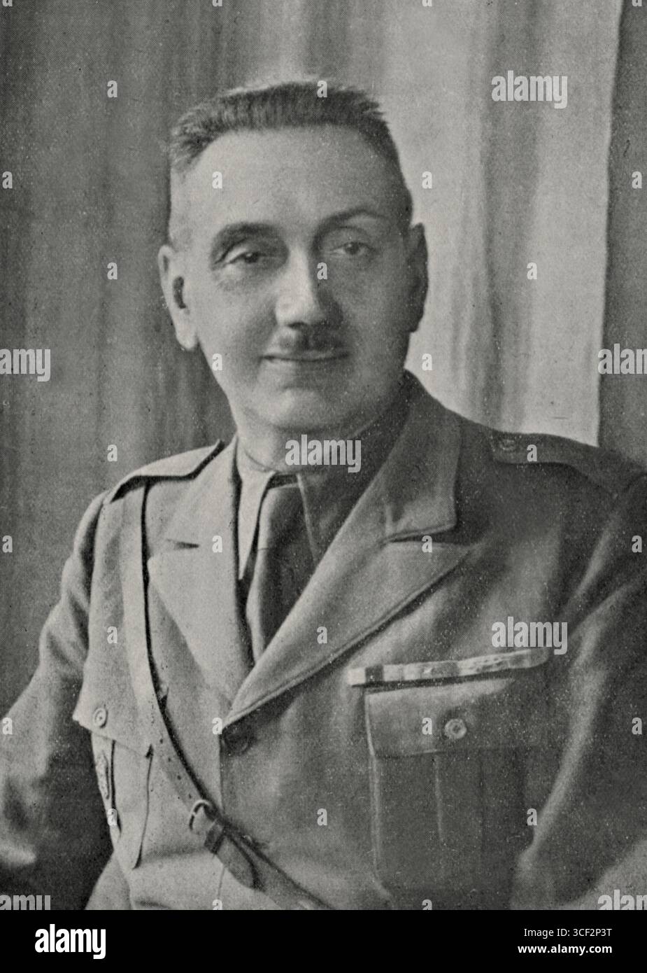 Ein Porträt des Generals Mario Berti, Kommandeur der Corpo Truppe Volontarie in Spanien während des Spanischen Bürgerkriegs, aufgenommen um 1938. Stockfoto