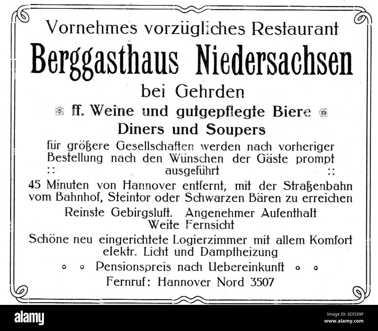 Diese Werbung aus der Zeit um 1910 wirbt für das Berggasthaus Niedersachsen, ein Berggasthaus mit Gastfreundschaft und malerischer Aussicht. Stockfoto
