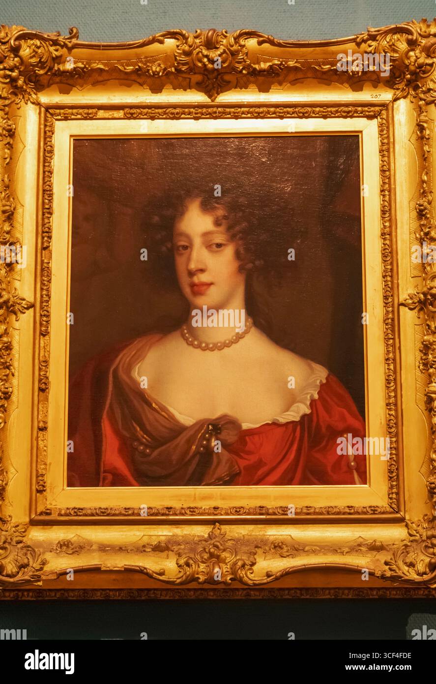England, Somerset, Bath, Victoria Art Gallery, Portrait of Mary of Modena, Queen of England, Schottland und Irland als zweite Ehefrau von Jakob VII. Von Peter Lely aus dem Jahr 1677 Stockfoto