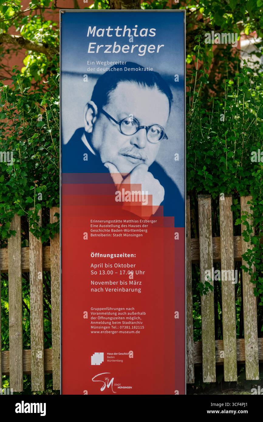 Gedenkstätte, Geburtsort von Matthias Erzberger in Münsingen - Buttenhausen. Erzberger war ein deutscher Publizist und Politiker während des Deutschen Reiches und der Weimarer Republik. Stockfoto