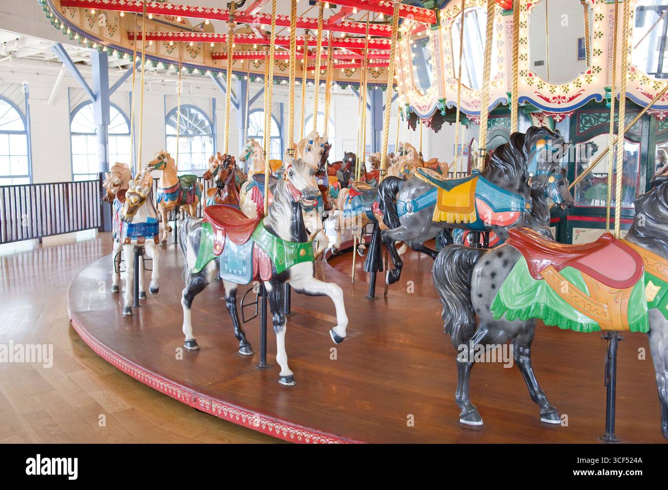 Santa Monica Pier Karussell gebaut im Stil byzantinisch-maurischen Kalifornien, Santa Monica, Los Angeles, Kalifornien, USA Stockfoto