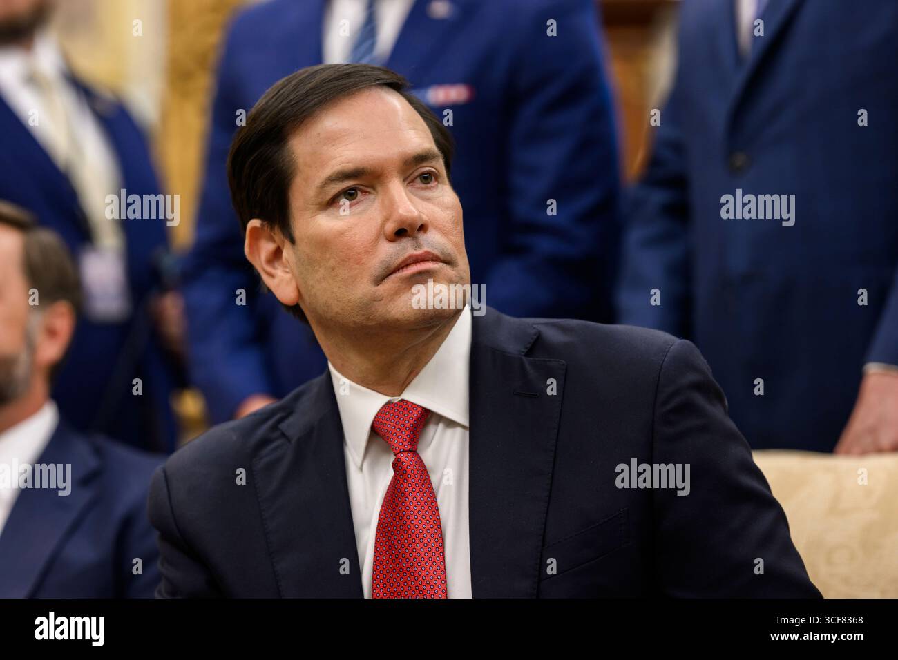 WASHINGTON DC, USA - 18. August 2025 - US-Präsident Donald Trump nimmt an einem bilateralen Treffen mit dem ukrainischen Präsidenten Wolodymyr Zelenskyj, MON, Teil Stockfoto