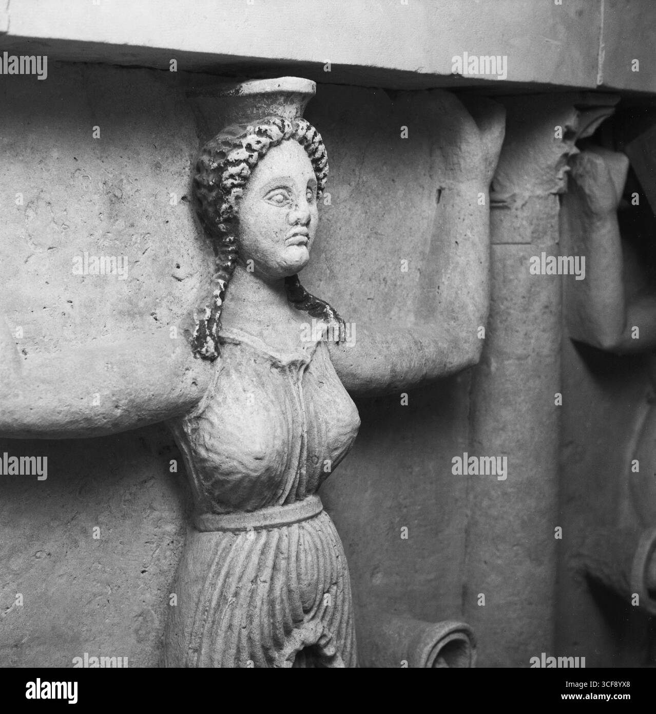 Das Traziergrab Sveshtari befindet sich im Nordosten Bulgariens, der Region Razgrad, der Gemeinde Isperih, 2,5 km südwestlich des Dorfes Sveshtari. Stockfoto