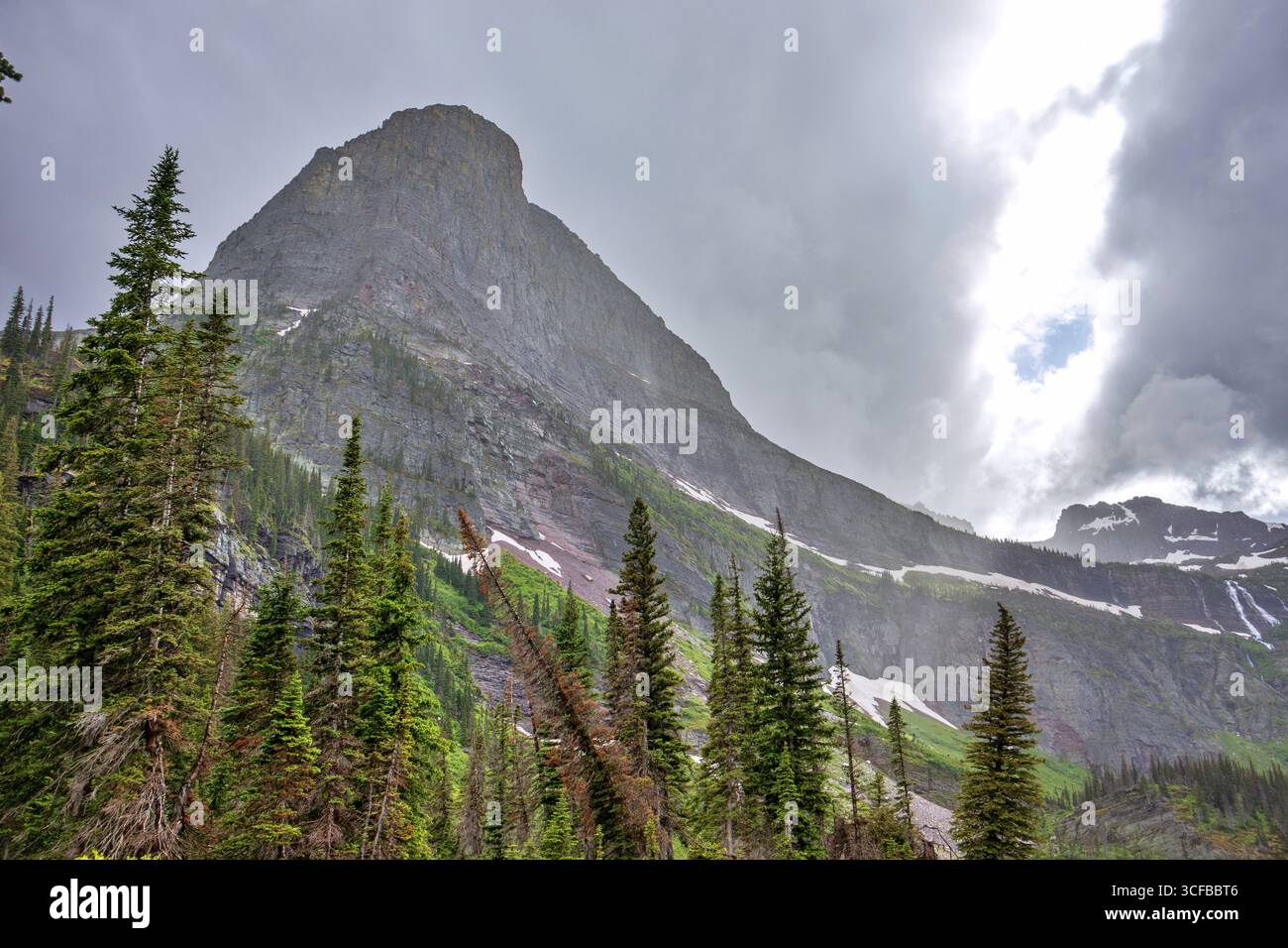 Grinnell Lake im Glacier National Park, Montana im Juni Stockfoto