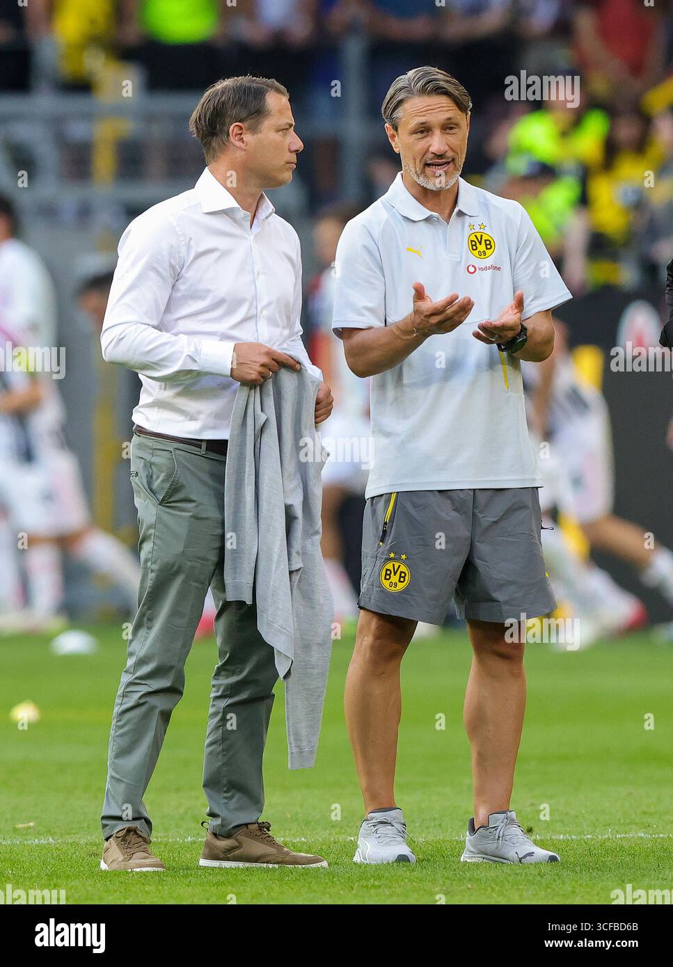 Dortmund, Deutschland. August 2025. firo: 10.08.2025 Fußball, Fußball, 1. Liga, 1. Bundesliga, Saison 2025/2026, Saisoneröffnung, BVB, Borussia Dortmund - Juventus Turin Herren-Sportdirektor Lars Ricken, BVB, links mit Trainer Niko Kovac Credit: dpa/Alamy Live News Stockfoto