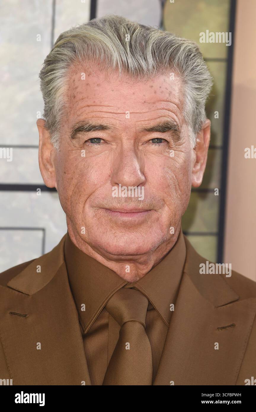 Pierce Brosnan bei der Premiere des Netflix filmt 'The Thursday Murder Club' im Cineworld Leicester Square. London, 21.08.2025 Stockfoto