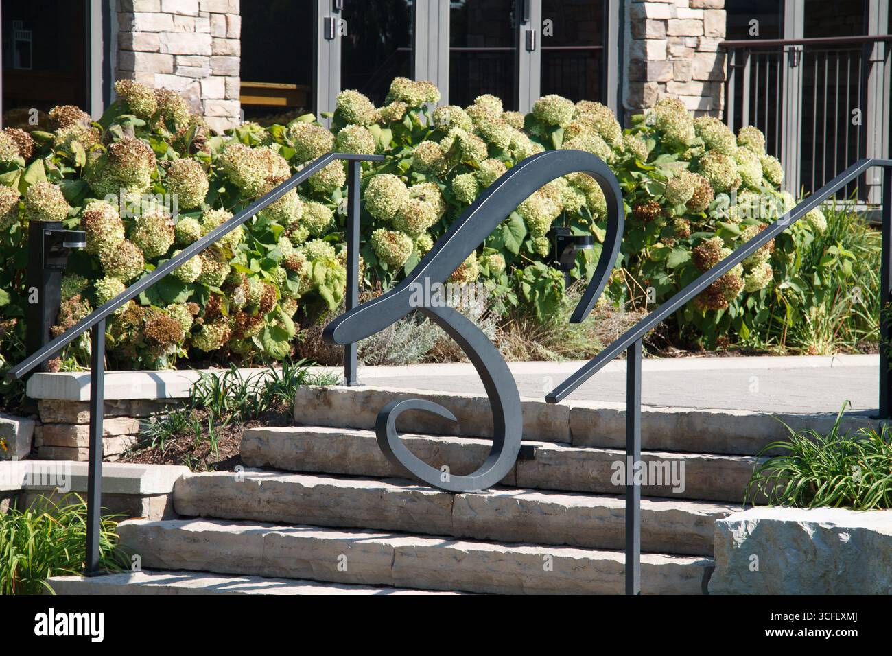 Wunderschönes Trius Winery Logo an der eleganten Rezeption in Niagara-on-the-Lake in Ontario, Kanada Stockfoto