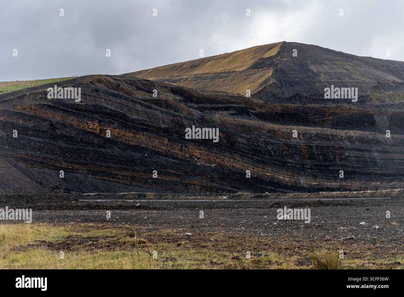 Der Tagebau Ffos-y-Fran in der Nähe von Merthyr Tydfil in Südwales, Großbritannien, wurde 2023 geschlossen, der letzte große Tagebau im Vereinigten Königreich Stockfoto