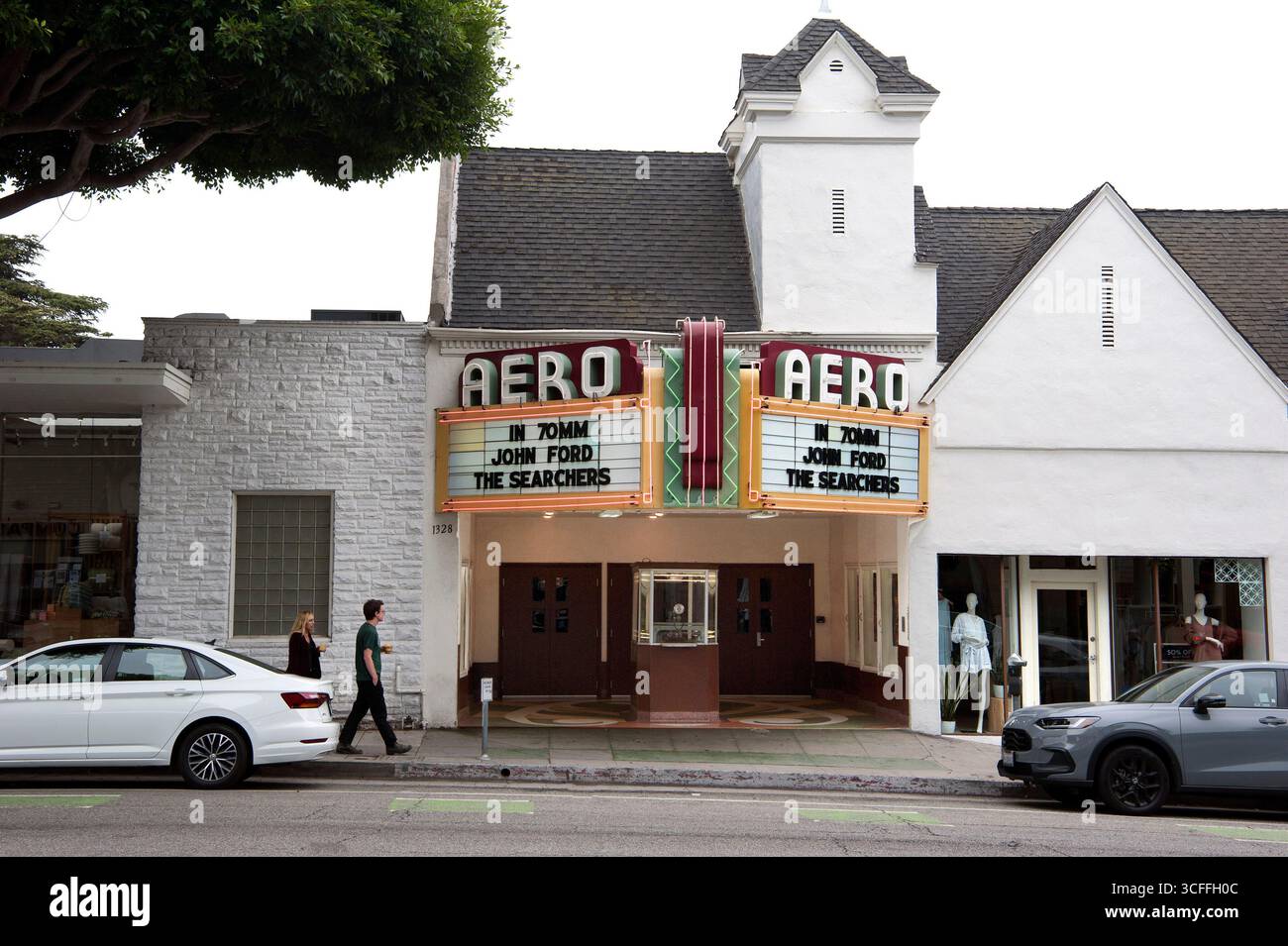 Das Vintage Aero Theatre, ein klassisches Filmhaus an der Montana Ave. In Santa Monica, Kalifornien, USA Stockfoto