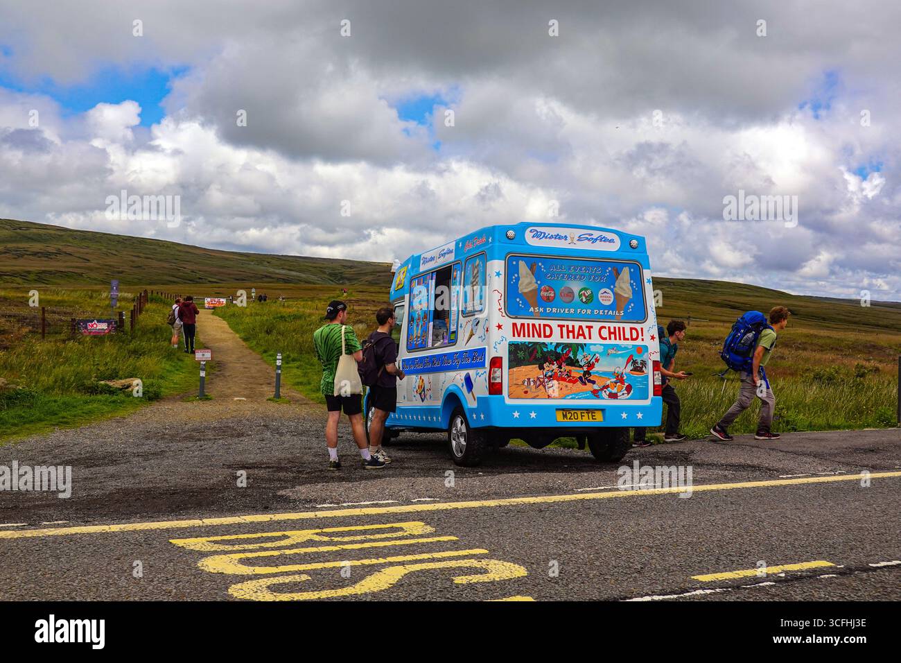 Eiswagen am Top Snake Pass, Pennine Way, Summer in the Peak District National Park, Peaks, Derbyshire, Großbritannien Stockfoto