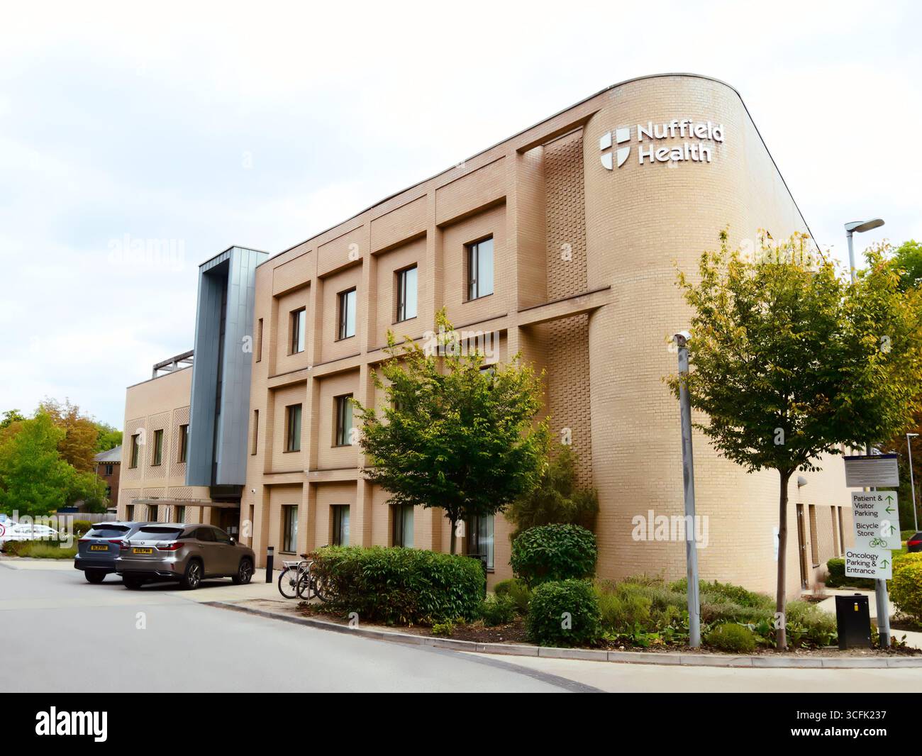 Cambridge, Cambridgeshire / Vereinigtes Königreich - 23. August 2025: Nuffield Health Cambridge Hospital Stockfoto
