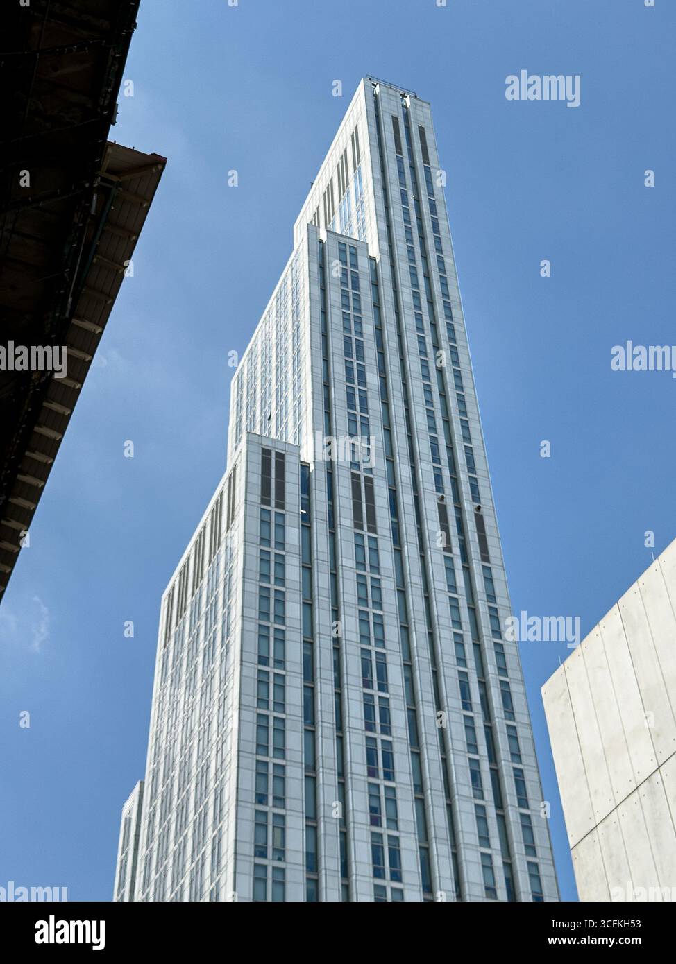 34-stöckiger Wohnturm, Columbia University, flacher Blick, Manhattanville Campus, West Harlem, Manhattan, New York City, New York, USA Stockfoto