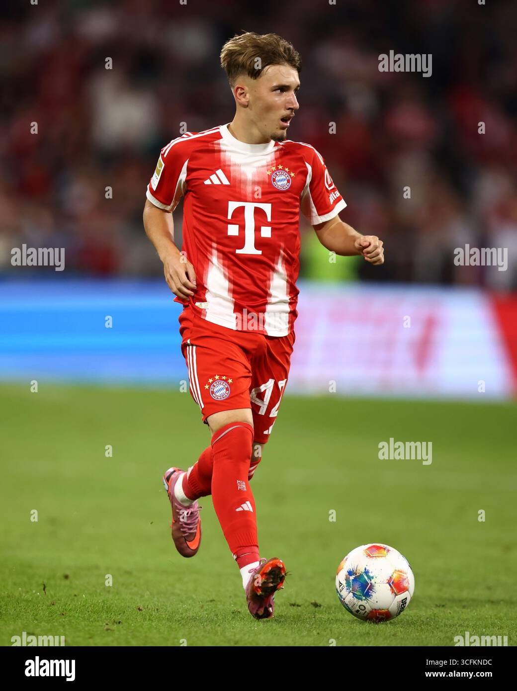 Lennart Karl's routine highlights balancing school and professional soccer