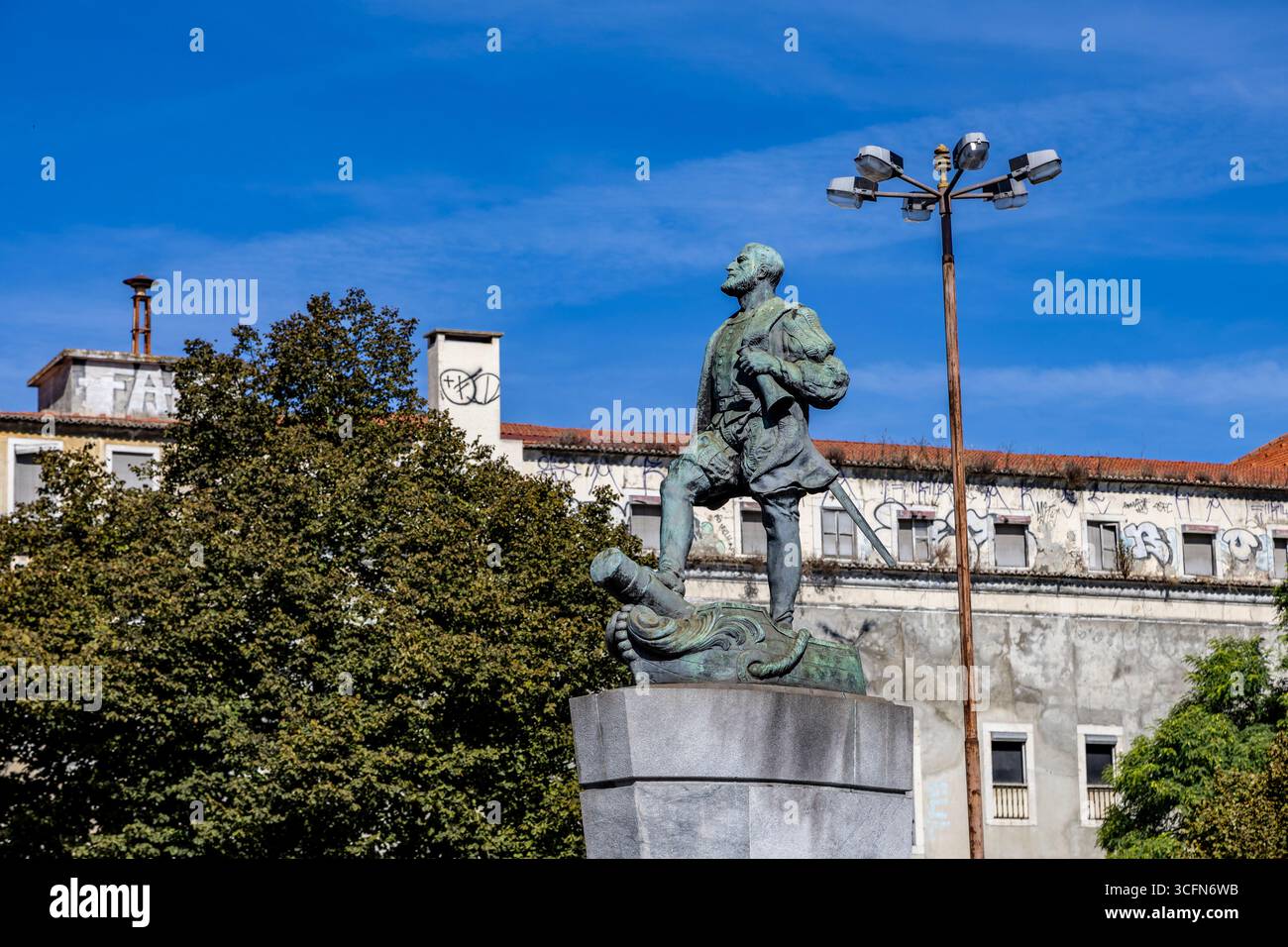 Statue für Ferdinand Magellan (Fernao de Magalhaes), portugiesischer Seefahrer, der die erste Meeresumrundung der Erde in der Geschichte initiierte. Stockfoto
