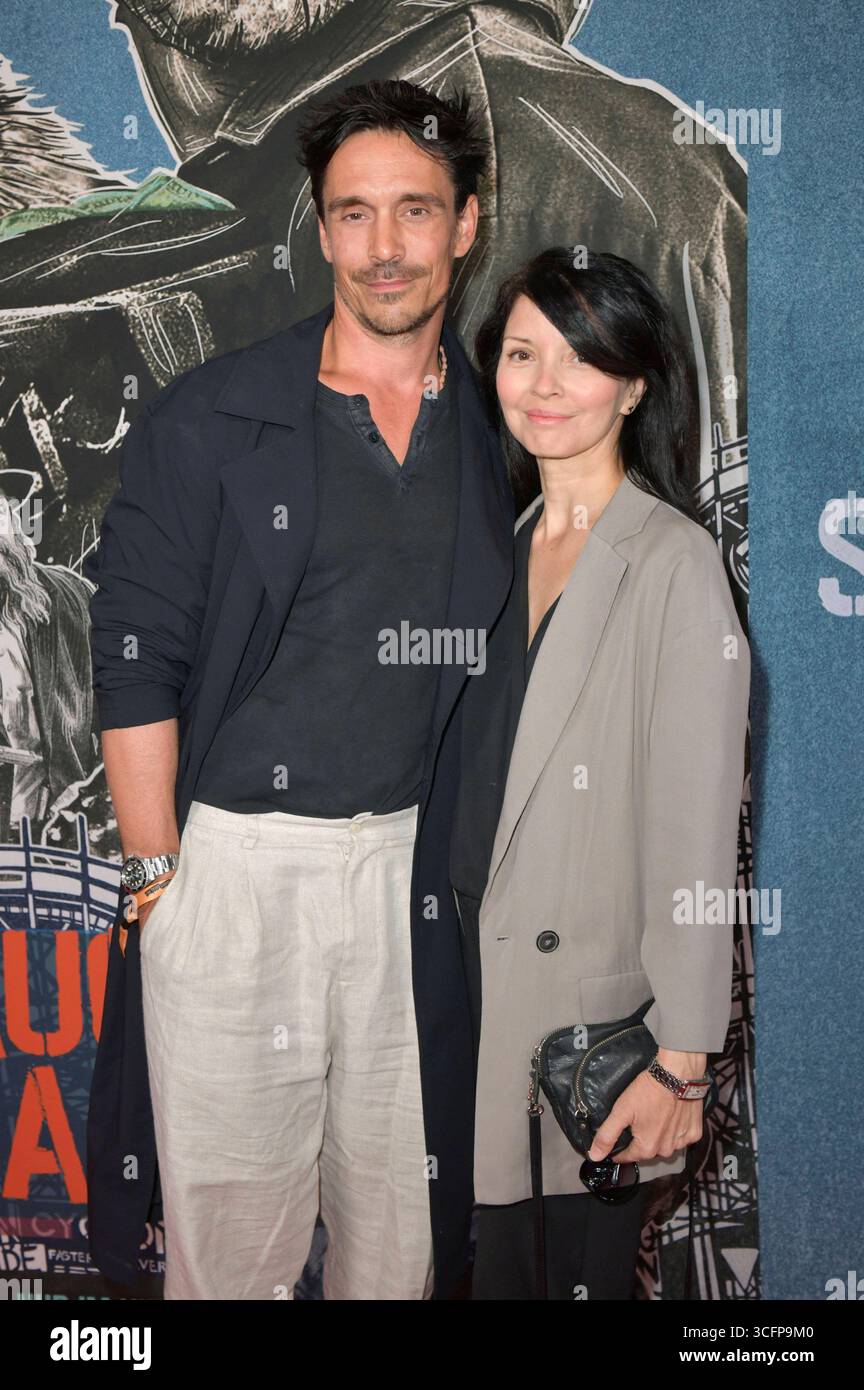 Philipp Christopher und Michelle Glick beim Special Screening des Kinofilms beim Diebstahl in der Astor Film Lounge. Berlin, 23.08.2025 *** Philipp Christopher und Michelle Glick bei der Sondervorführung des Films Gefangener Stealing in der Astor Film Lounge Berlin, 23 08 2025 Foto:XM.xBehrensx/xFuturexImagex Stealing belin 5814 Stockfoto
