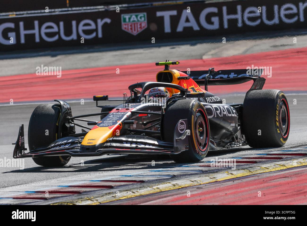 Österreich, 28. Juni 2025. Formel 1 MSC Cruises Grand Prix von Österreich auf dem Red Bull Ring in Spielberg, Österreich, abgebildet: Yuki Tsunoda aus Japan fährt mit dem (22) Oracle Red Bull Racing RB21 auf der Strecke © Piotr Zajac/Alamy Live News Stockfoto