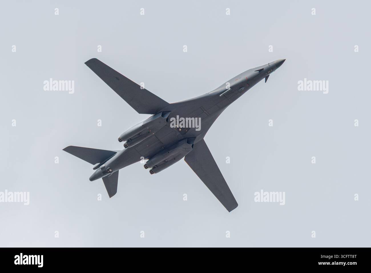 Rockwell B-1B Lancer Serial 85-0075 wurde dem 419. Testflügel auf der Edwards Air Force Base in Südkalifornien zugewiesen. Stockfoto