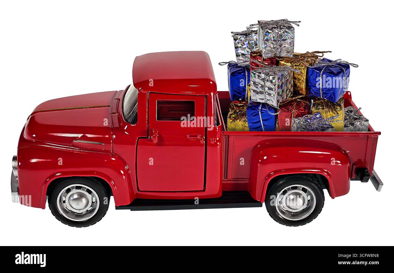 Viele Geschenke in einem roten Truck Stockfoto