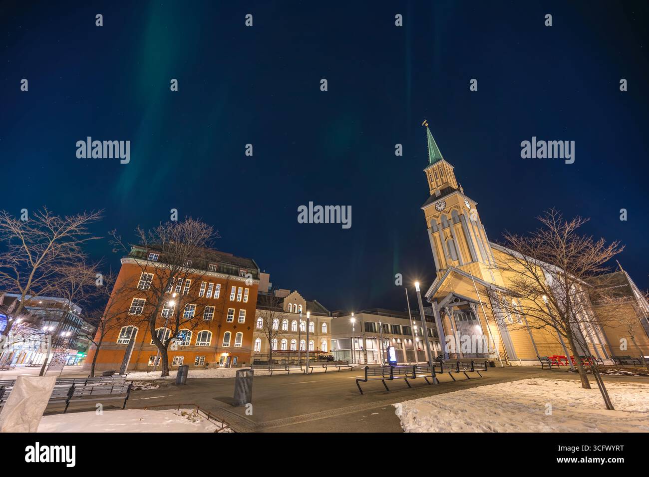 Tromso Norwegen, aurora borealis Nordlichter in der Kathedrale von Tromso Stockfoto