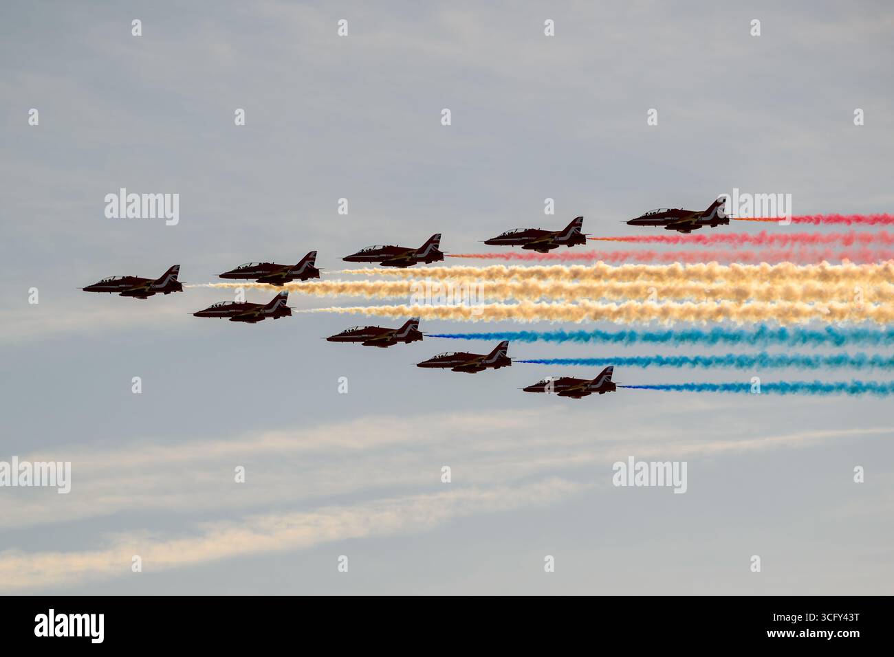 BAE Hawk T1A Flugzeug des Royal Air Force Aerobatic Teams, The Red Arrows, bei Airborne 2025, Eastbourne Stockfoto