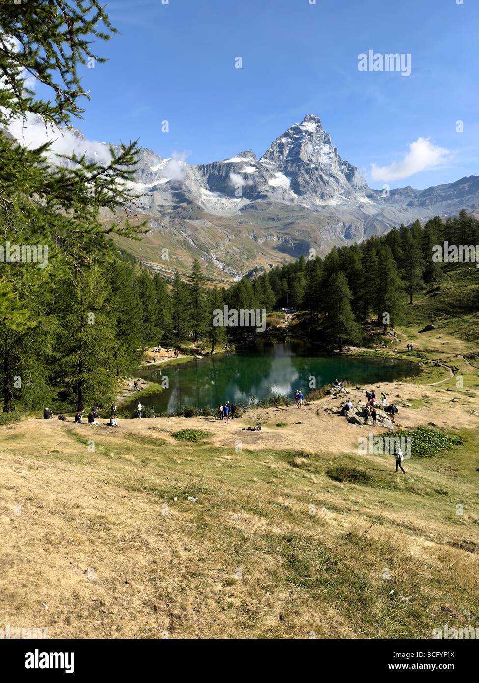 Breuil Cervinia Aosta-Tal Italien. Bleu Lake und Matterhorn Stockfoto