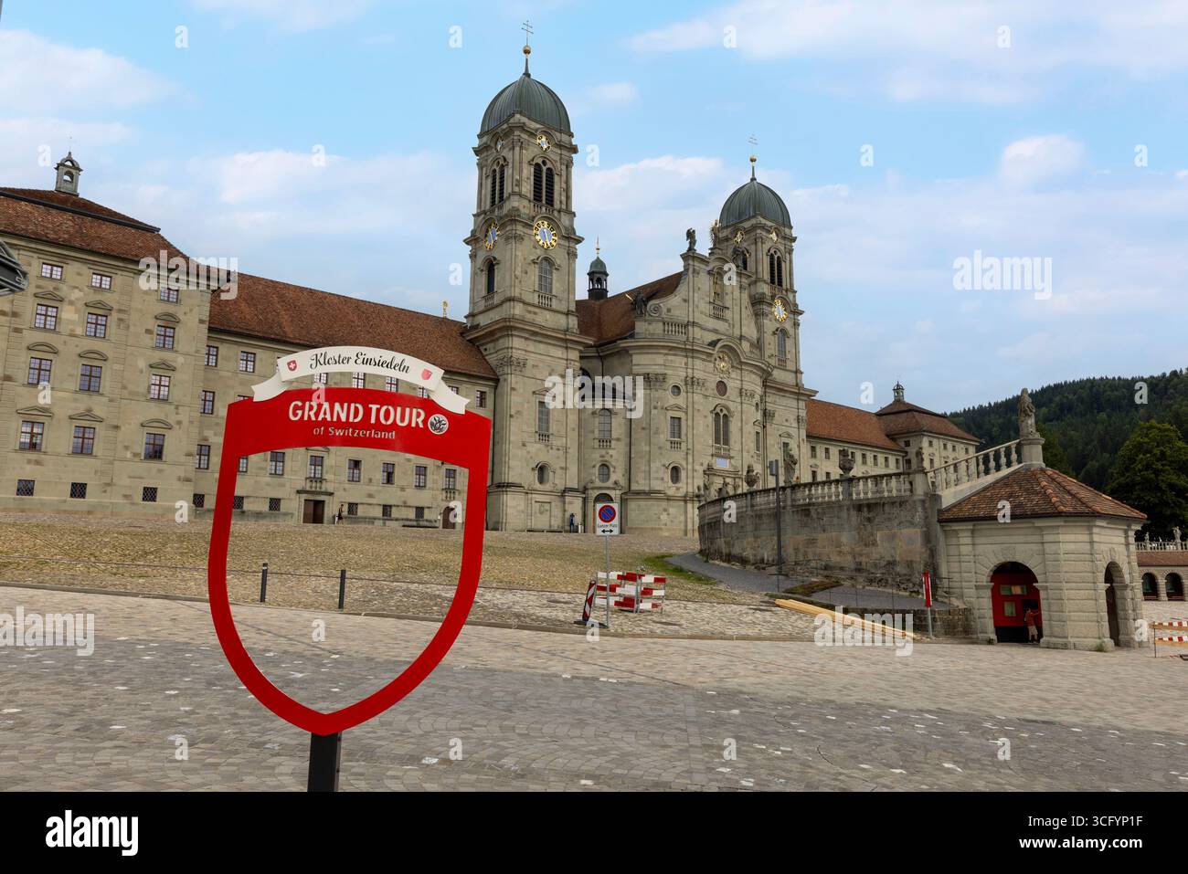 Das barocke Kloster Einsiedeln ist eine bedeutende Benediktinerabtei und ein bedeutender Wallfahrtsort in der Zentralschweiz. Stockfoto