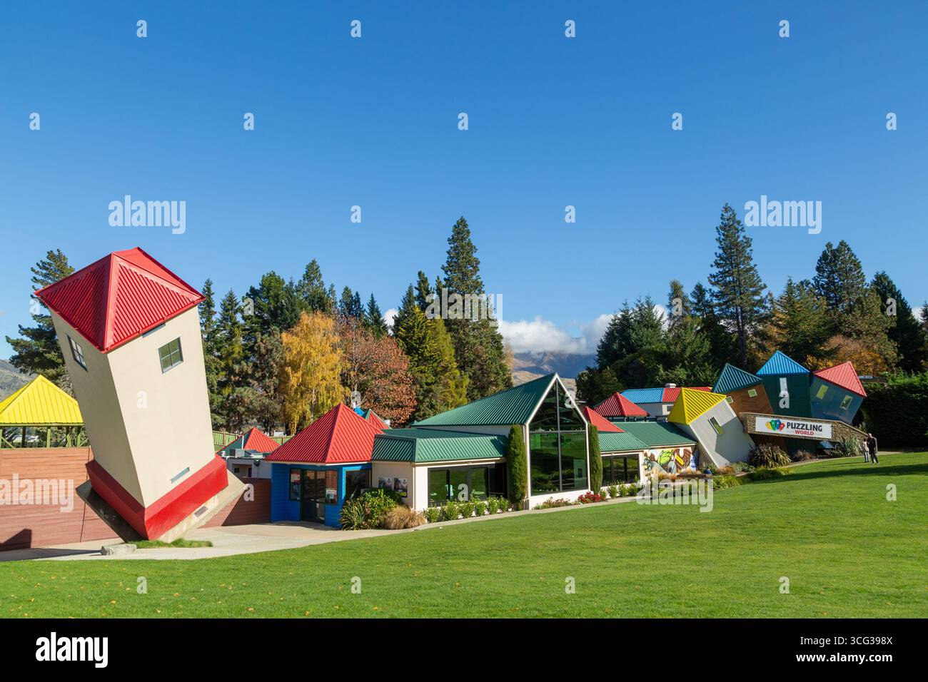 Stuart Landsborough's Puzzling World ist eine Touristenattraktion in der Nähe von Wānaka, Neuseeland Stockfoto