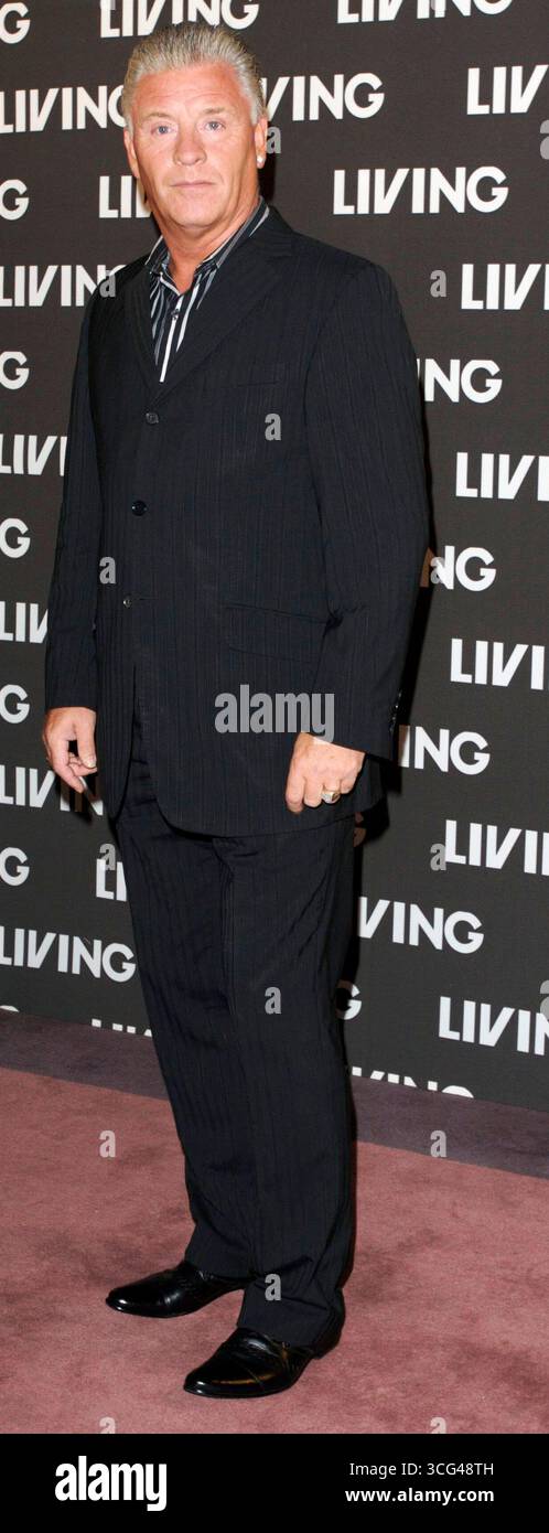 Derek Acorah auf dem Living TV-Winterprogramm in London am 19. September 2007 Stockfoto