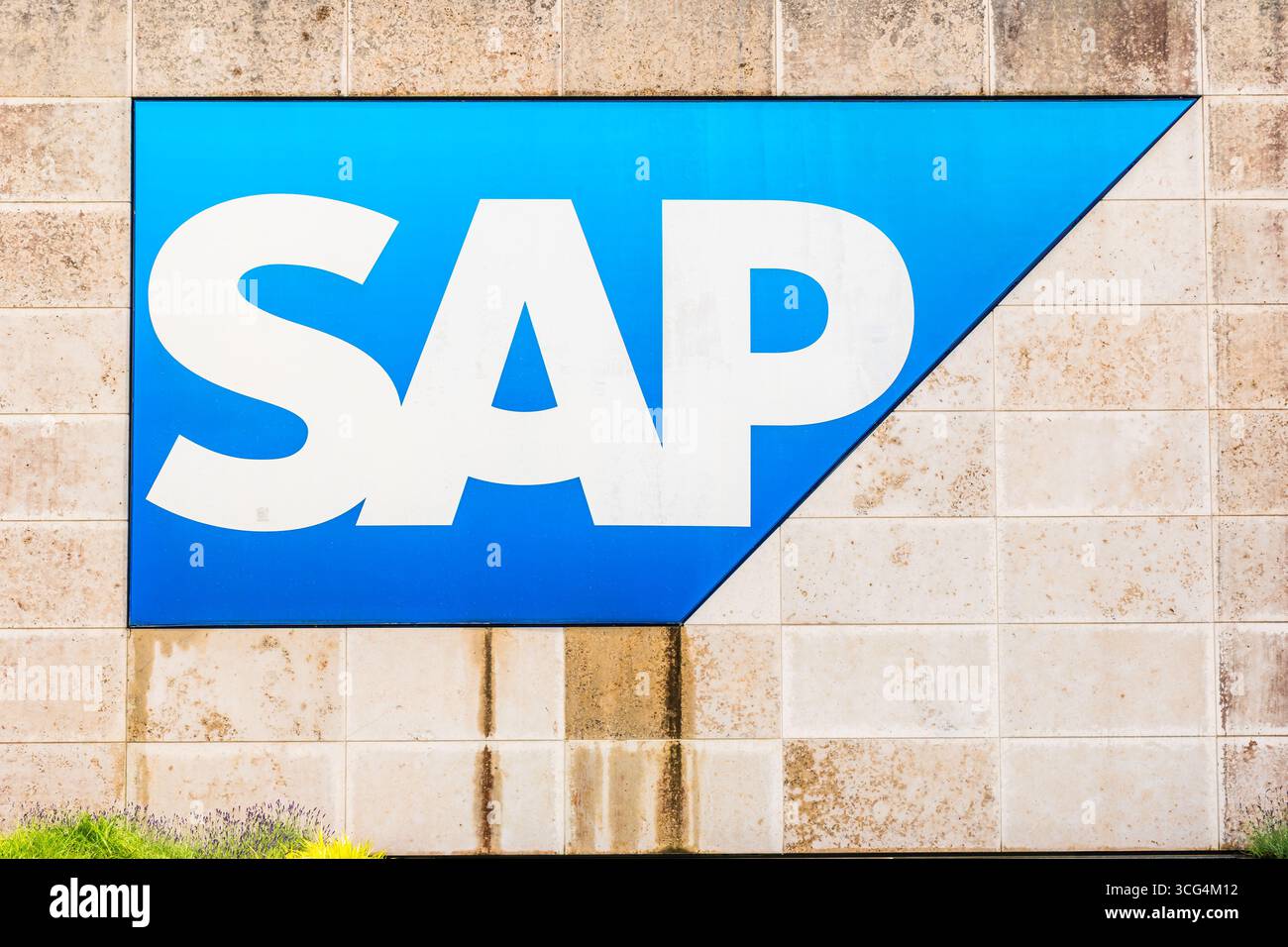 Walldorf, BW, Deutschland, 01.06.2025: Corporate SAP SE Logo, globaler Technologiegigant in der digitalen Transformation, Softwareentwicklung, Business Management, inno Stockfoto