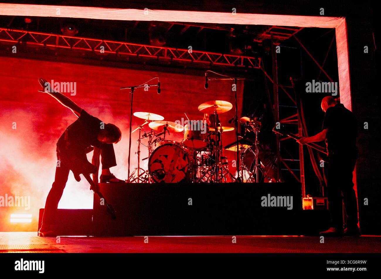 Sardinien, Italien. August 2025. Franz Ferdinand tritt live beim Sulky Rock Festival auf, sant'Antioco, Sardinien, Italien Credit: Francesca Sara Cauli/Alamy Live News Stockfoto