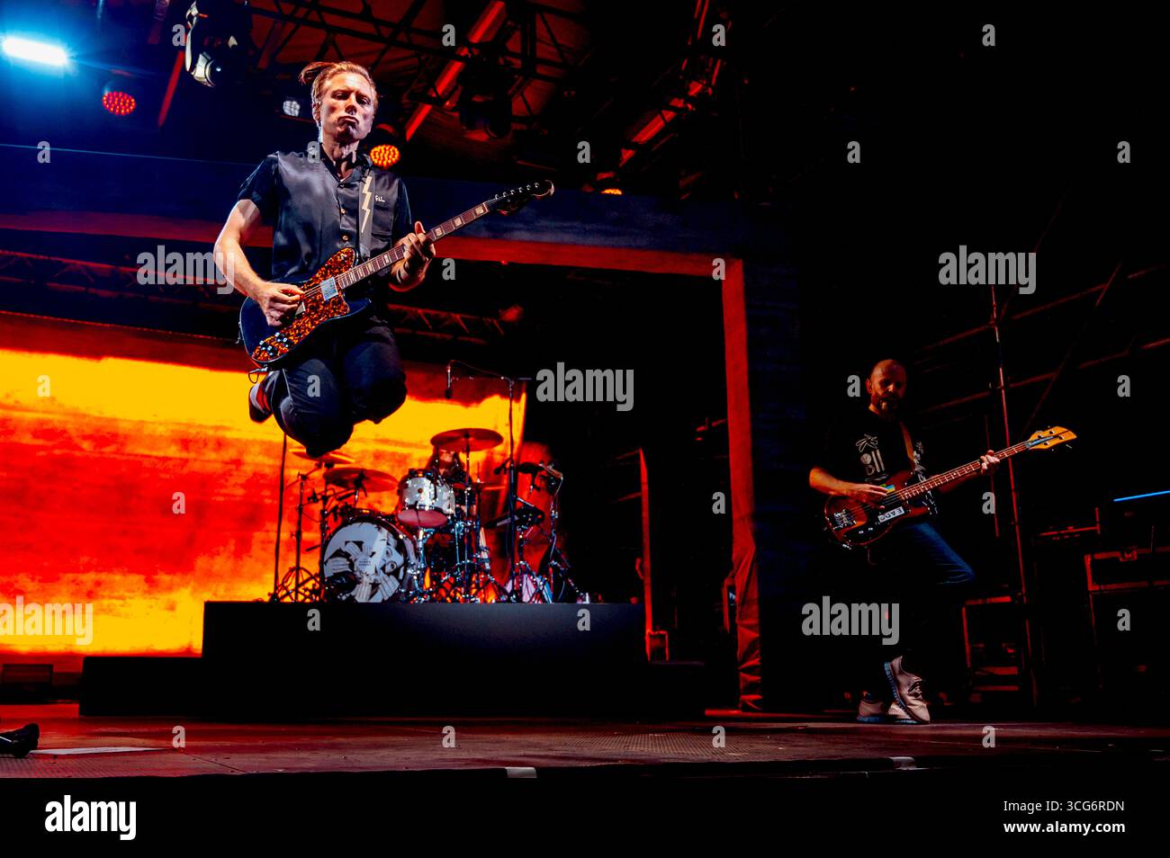 Sardinien, Italien. August 2025. Franz Ferdinand tritt live beim Sulky Rock Festival auf, sant'Antioco, Sardinien, Italien Credit: Francesca Sara Cauli/Alamy Live News Stockfoto